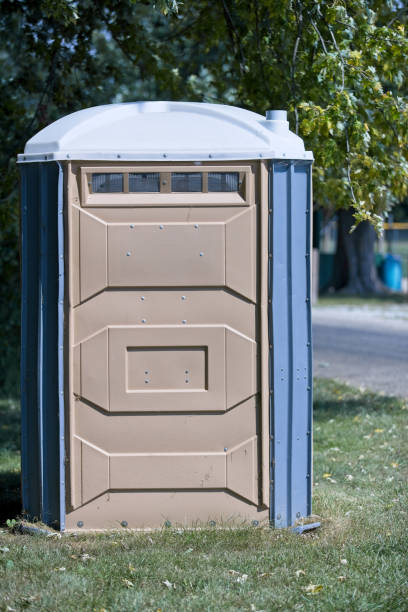 Best Portable restroom trailer rental  in Bradford, OH